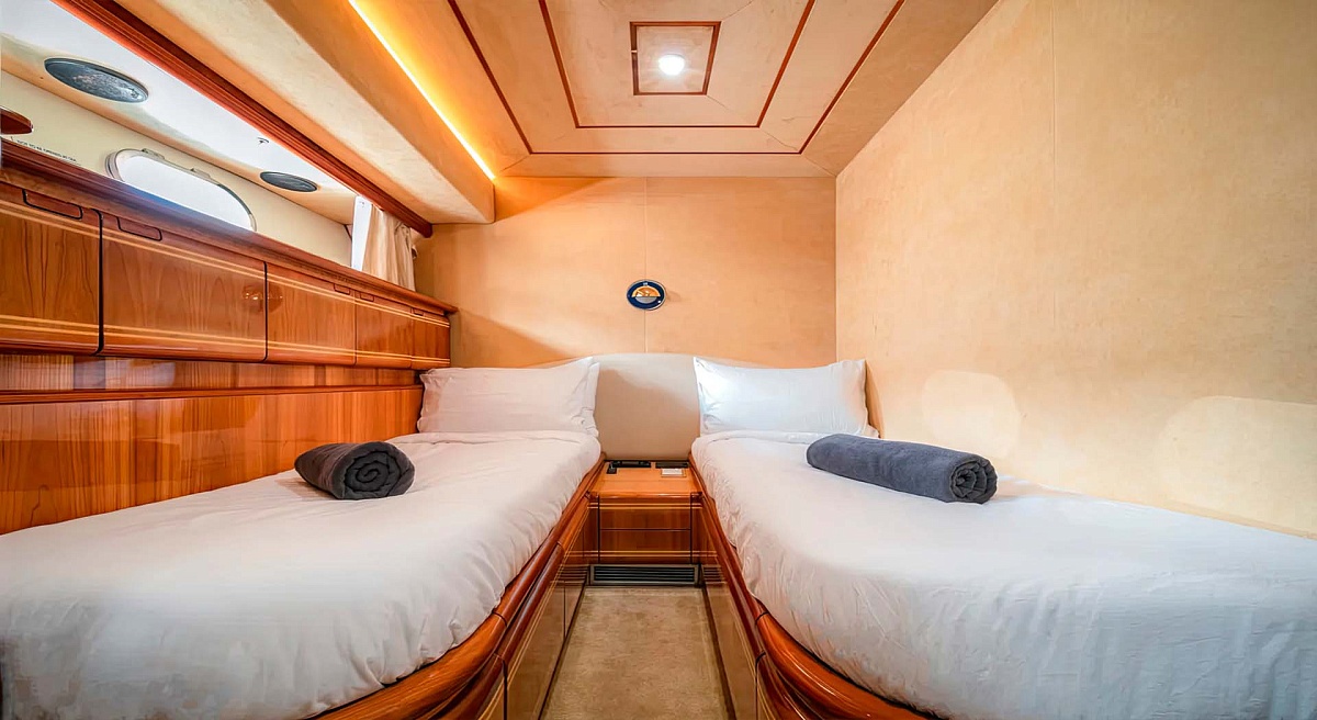 Аренда яхты Ferretti 80 Sofia на Пхукете